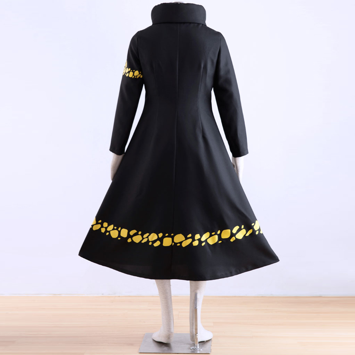 One Piece Trafalgar Law 2 Anime Cosplay Costumes Outfit