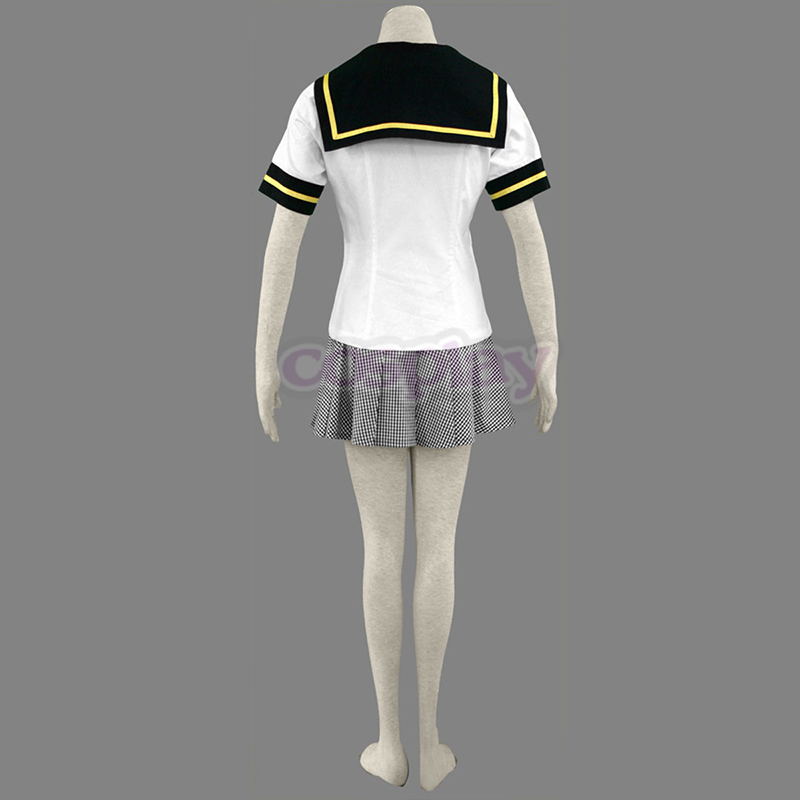 Shin Megami Tensei: Persona 4 Chie Satonaka 1 Anime Cosplay Costumes Outfit